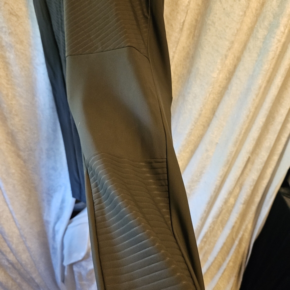 Athleta Moto Leggings - Picture 5 of 5